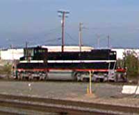 Clip of MPEX 6201 running south on the PHL alongside the Alameda Corridor in Wilmington